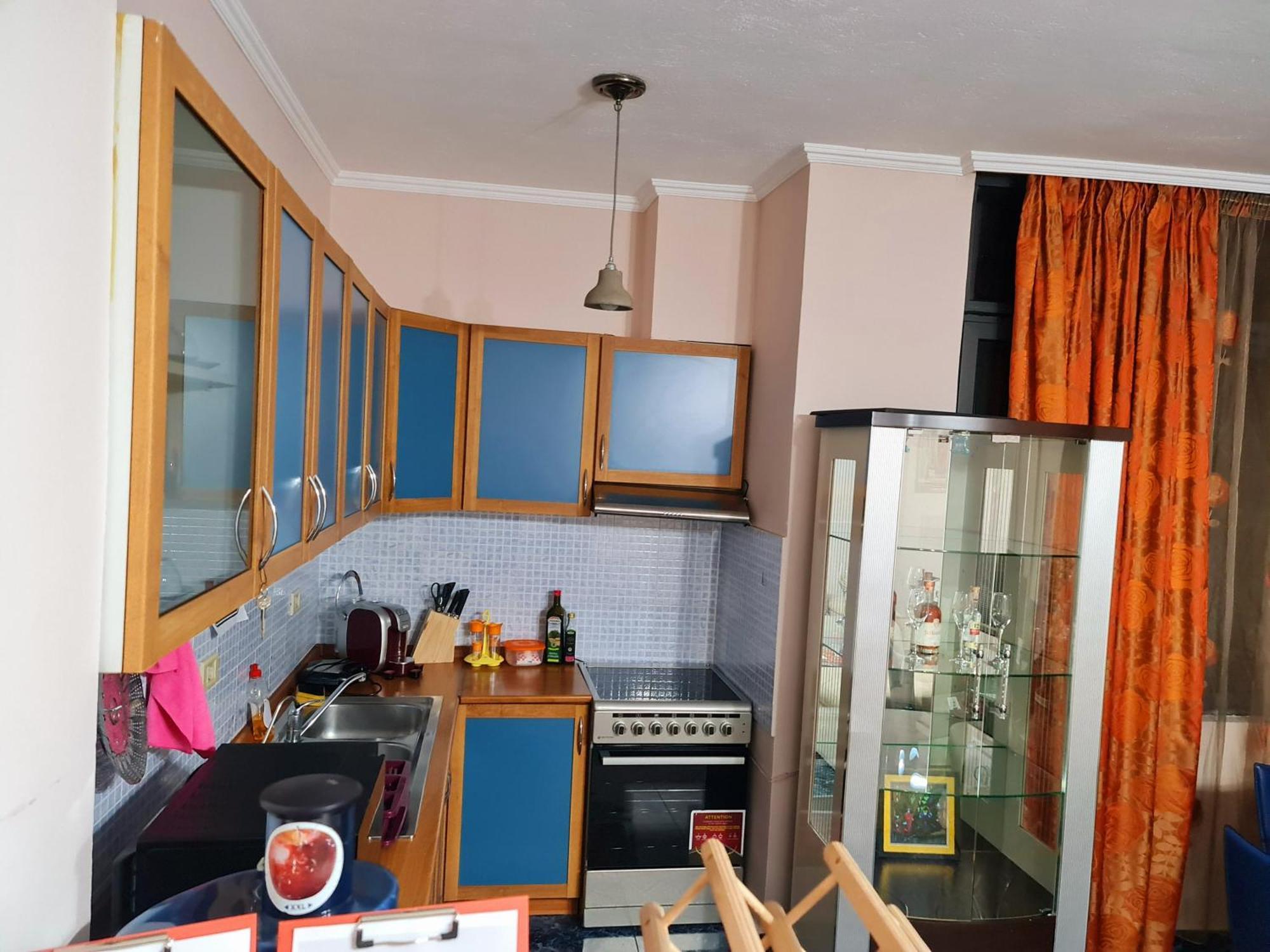 Sweethome Center, Skanderbeg Square